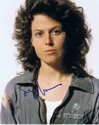 Happy Bday, Sigourney Weaver. I saw her once in a room full of actors & every actor spun around in excitement: 