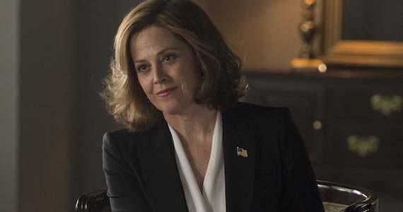 Happy Thursday and happy birthday to Sigourney Weaver (66) Gauri Khan (45), Matt Damon (45) and (30) 