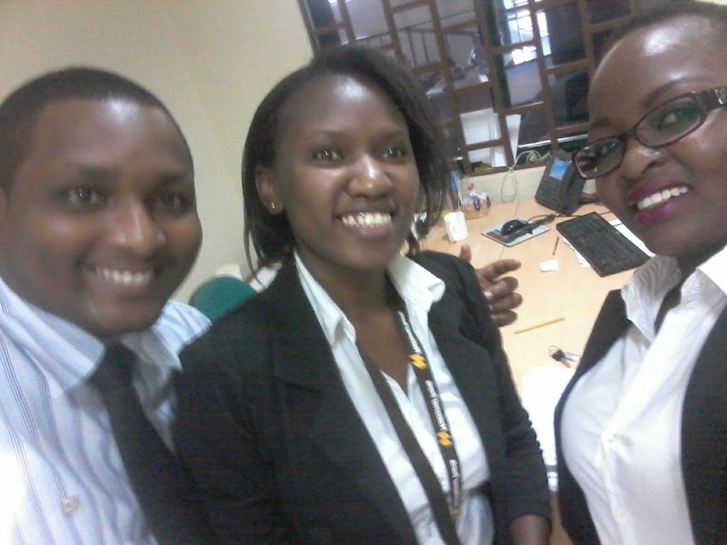 Sarvannah24's tweet photo. @National_Bank #NowBeKing #CSWeek2015 #kituibranch smiling all the way to customer satisfaction..πππ http://t.co/XIrKTCBoUK