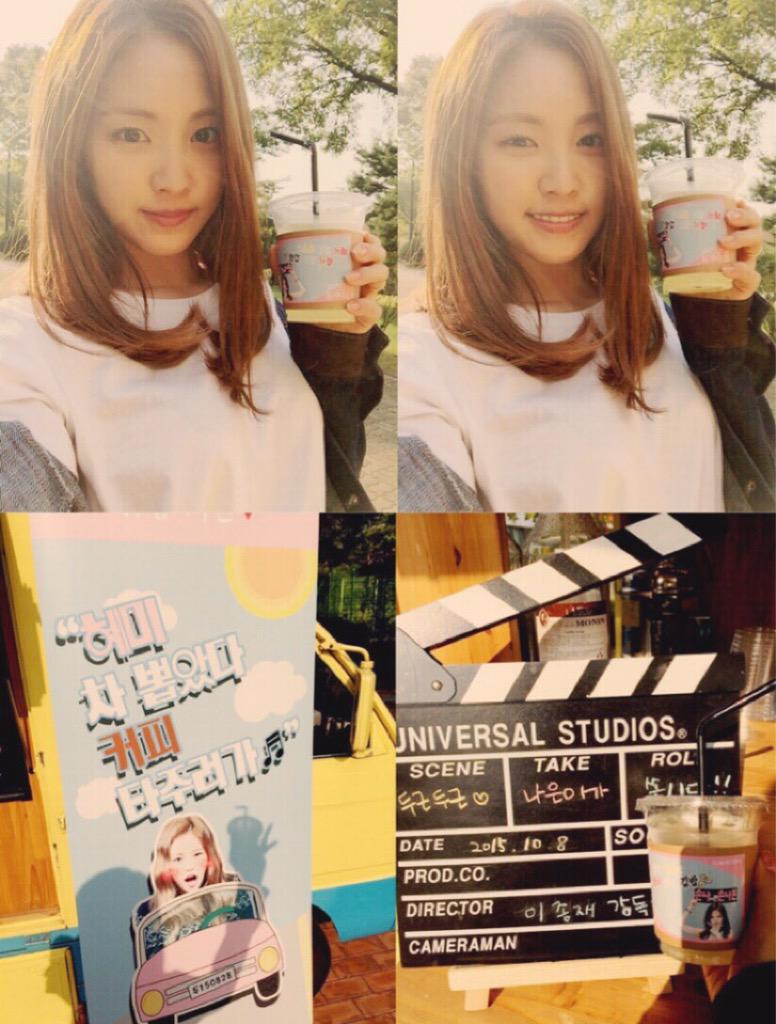 Apink_2011's tweet photo. [#나은] 오늘도 촬영장에 맛있는 간식과 커피차 그리고 선물 준비해줘서 고마워요^^ 레몬에이드만 두잔째..맛있당ㅎㅎ 이제 다음주면 막방.. 마지막까지 '두번째스무살' 많이 사랑해주세요! 오늘도좋은하루보내요^^ http://t.co/vWLVE94Sd6
