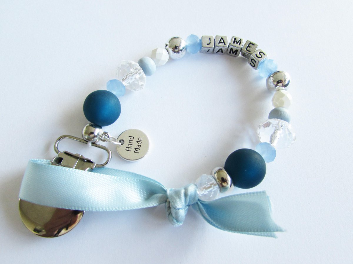 #luxe #speenkoord met #naam. Zoals speenkoord James in blauw. Vanaf vanavond via zochic.nl