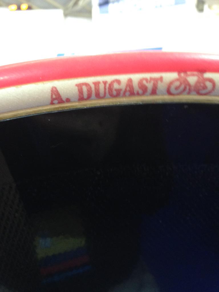 PunainenParooni's tweet photo. #redday rising at @masterstrack http://t.co/0SEymEIF2V