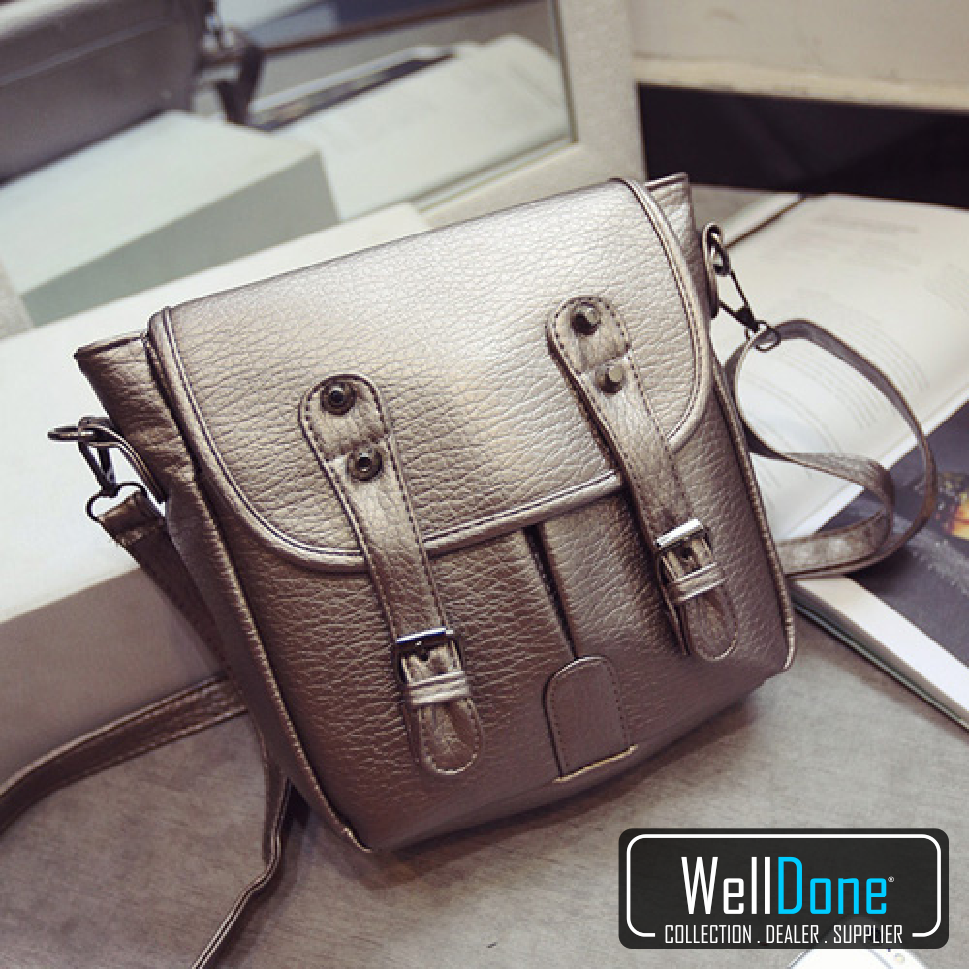 WDWellDone's tweet image. Code: WD0011SW
Colour: Black,MetalicGrey,Silver
Material: KulitPU
Size: H22xL25xD9cm
Weight: 450gram
Price:IDR152.000