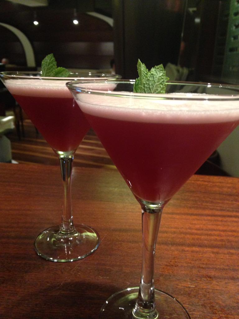It's the start of the weekend! 

Cocktails are '2 for £10' 

#ThirstyThursday #brownsintown