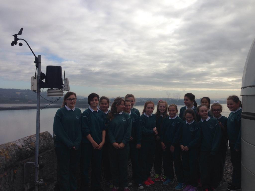 blackrockcastle's tweet photo. St Colomba's 6th class learn about 3D space, light, weather stations &amp; robotics #wswirl2015 #StartUpIr @SFIdiscover http://t.co/Rzm9dHpSHR