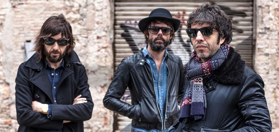 musicazul's tweet photo. [Noticias] @sidonie_ anuncia el final de su gira para "Sierra y Canadá" con nuevas fechas... http://t.co/F2EF4QqDQ0 http://t.co/ZQZ44CFDcQ