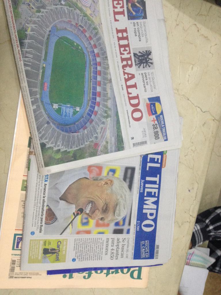 Fans_Mask's tweet image. El único tema del que hablaremos hoy, será de fútbol. Apoyando a #MiSeleccionColombia