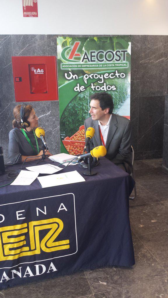 driecel's tweet photo. @GrupoTrevenque entrevistado en I encuentro networking Costa Tropical @aecost #networking #ConectandoCT http://t.co/kGcf9NbACo