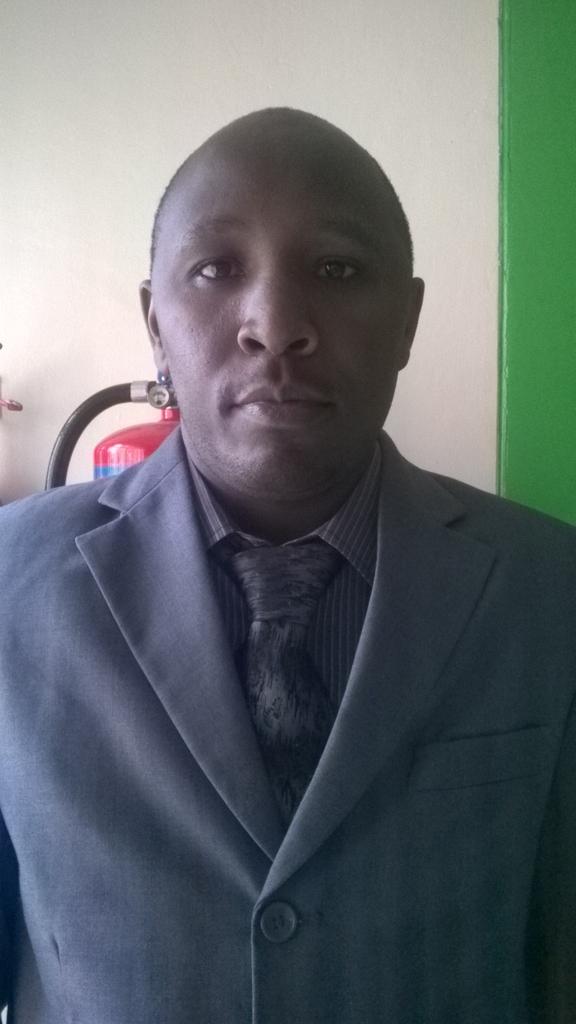 StephenWanjau7's tweet photo. @bmudinyu2015 http://t.co/fYQ9ERlifC