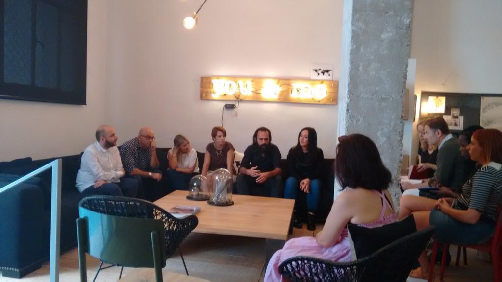 Hoy en la presentación de #thesittingroom un concepto de compartir y conocer <a href="/Tabernadeideas/">BAR Taberna de Ideas</a> #113 #jorgemartinez