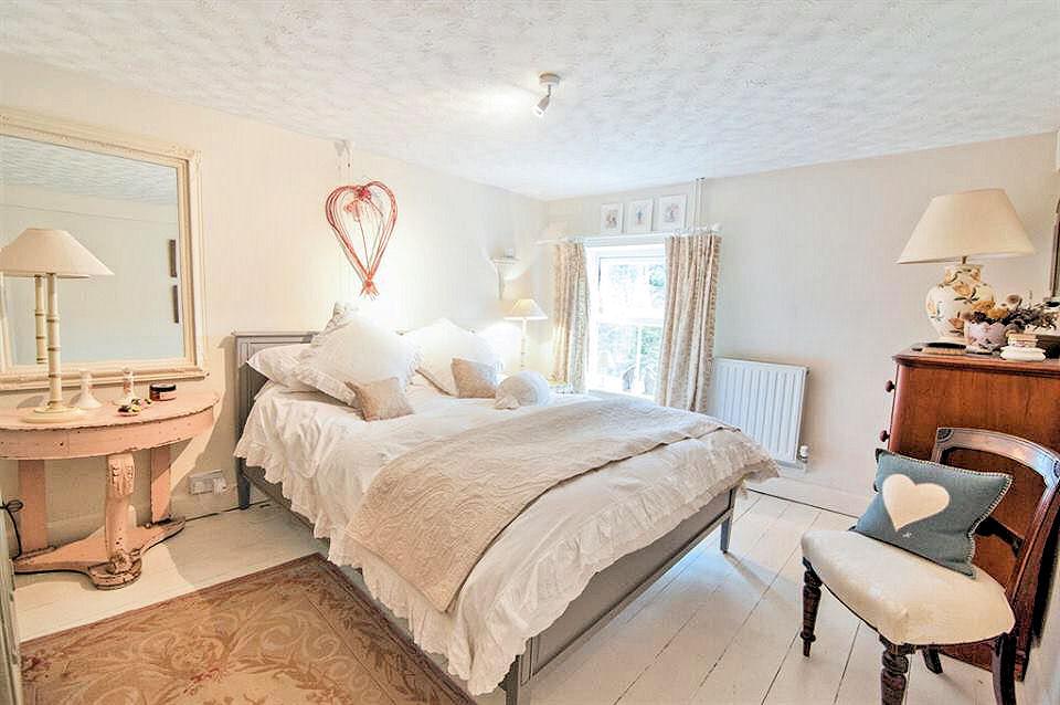 sowerbyslets's tweet photo. A Brick &amp; Flint Cottage, Available Immediately...
http://t.co/lx60T8NcwS
#Norfolk #Cottage #Lettings #Sowerbys http://t.co/WU3MZq64Ng