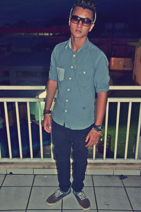 QentiinPayet's tweet photo. Comment je vais faire sans toi frere :c 02-11-1999 😢 R.I.P. http://t.co/76QDCAtUfe