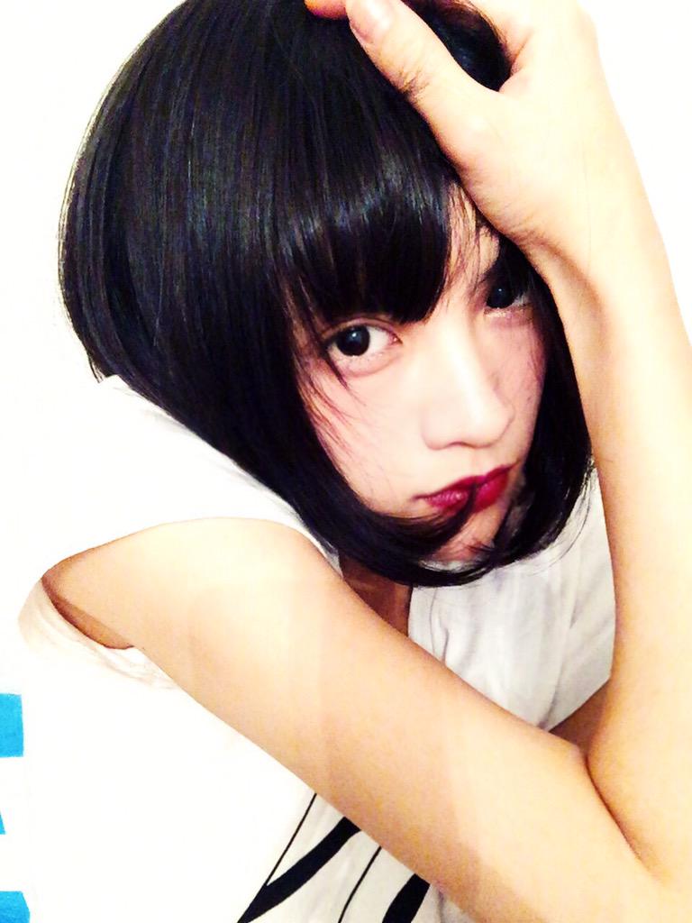 ヴィエンナ 人生初黒髪ボブ イメチェン Http T Co Abjfwknqb1 Twitter
