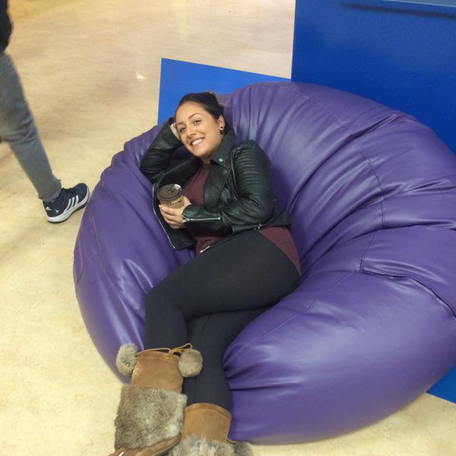ChRustic0's tweet image. #GBCQuest Kass loves her purple bean bag 😝