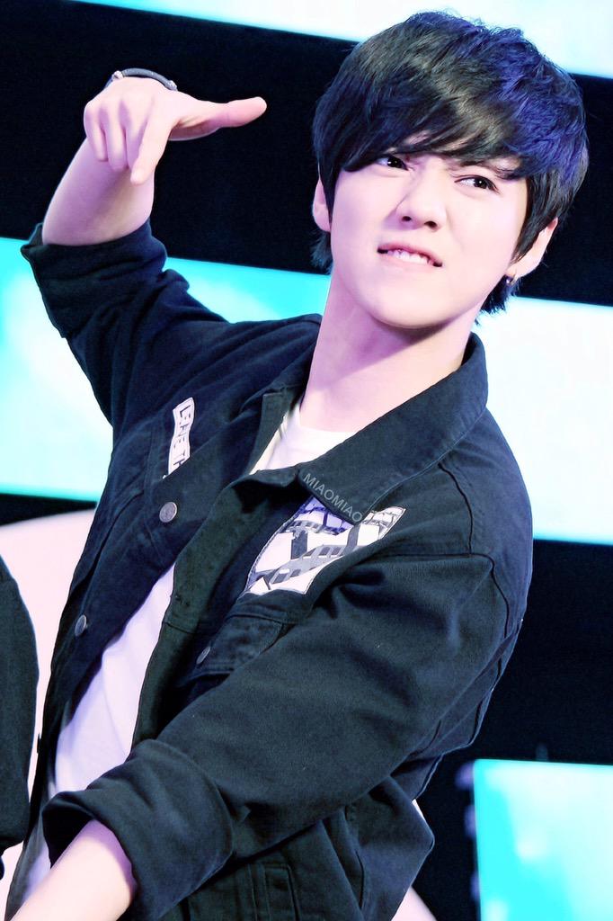 LUHANMAMA tweet picture