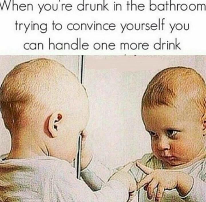 hollylearhmay's tweet photo. This is so me everytime I go out in town omg 😂😂😂🙌 http://t.co/Z9GqKOpXzY