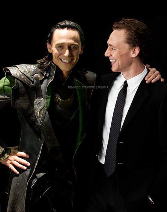 hiddlestonerz's tweet photo. What I imagine @twhiddleston does on the weekends #hangingwithLoki http://t.co/5PDwCMPt7t