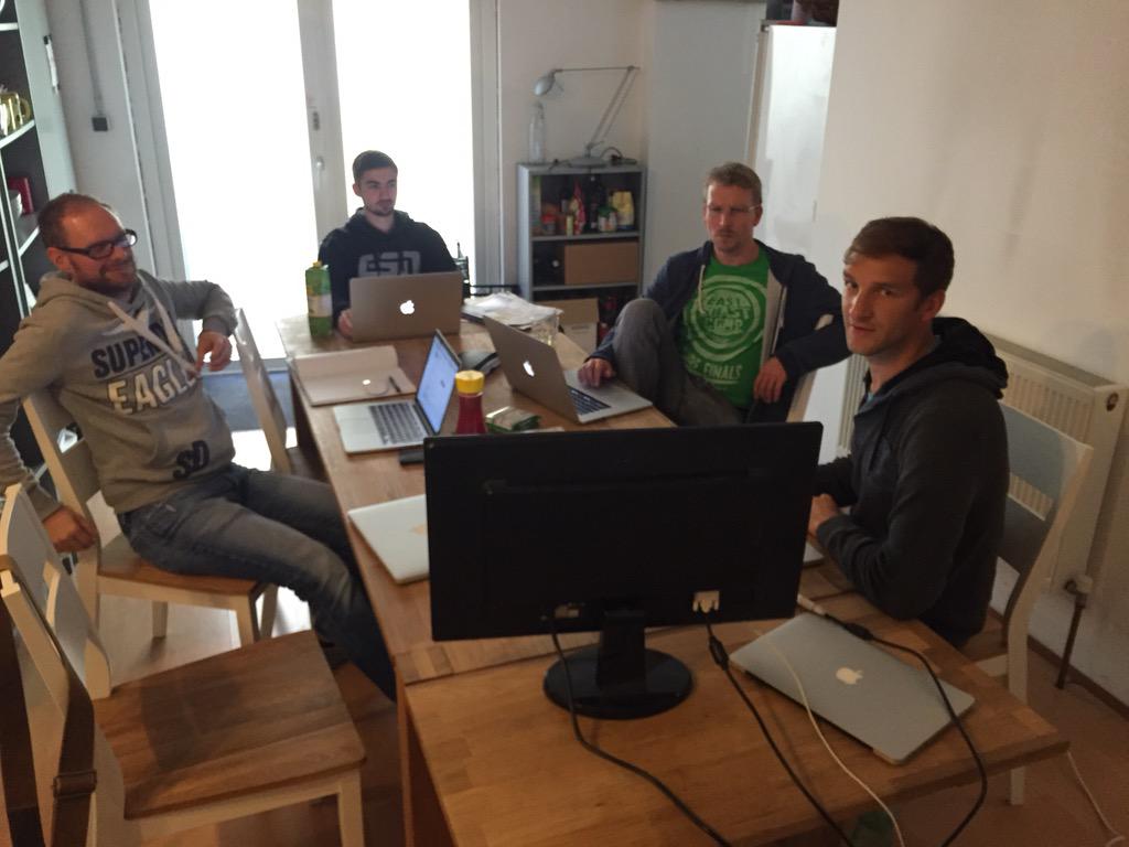 vikasjee's tweet image. Marvins_Blog: RT Sup7evenDigital: #Webdevops Fortbildung im Sup7even-DevTeam #docker #vagrant #typo3