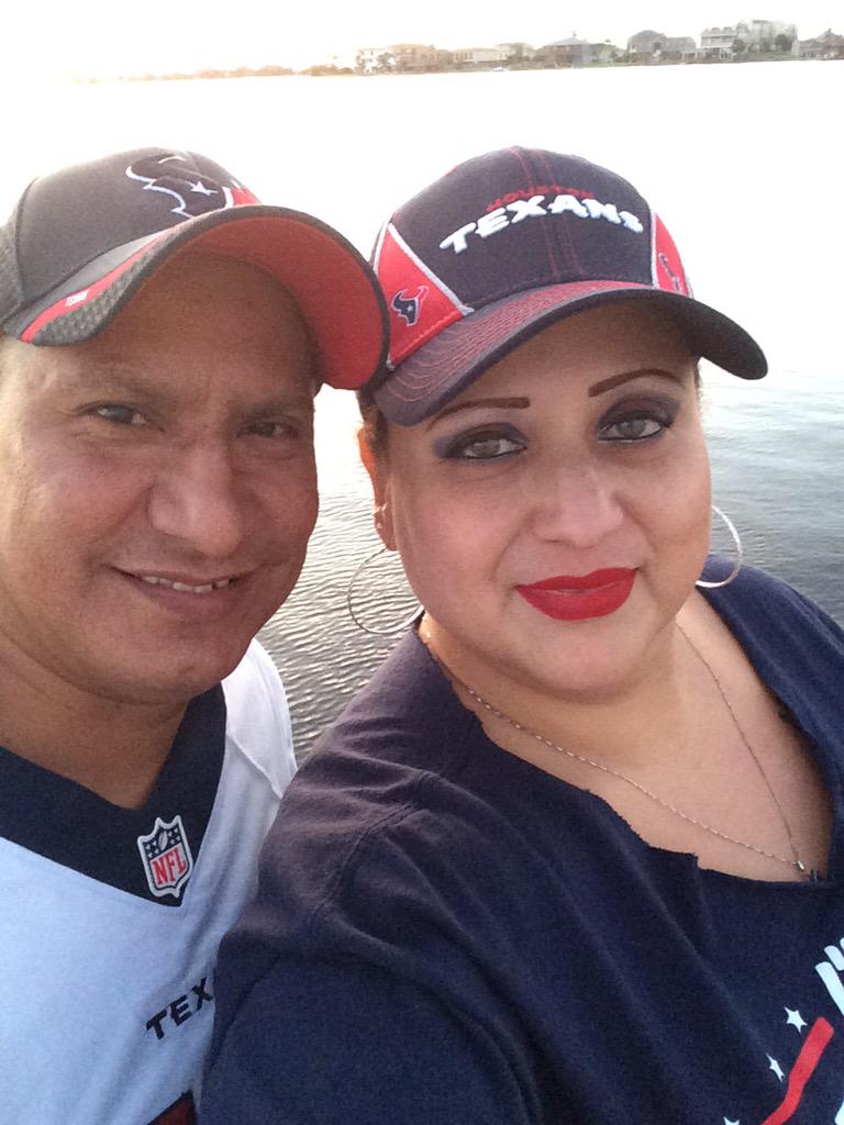 DeliciaGarcia73's tweet photo. Happy Anniversary to the love of my life!! I LOVE YOU BABE!! 22yrs STRONG!! 💝Oh What A #Beauitfullife http://t.co/k8MK6ojMMo