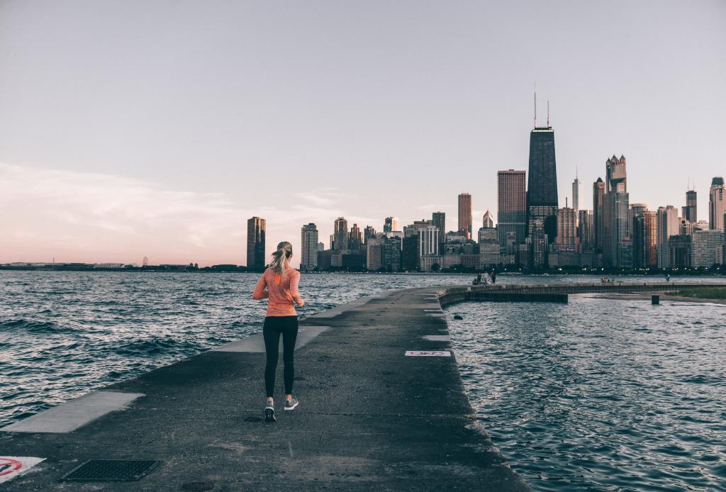 adidasrunning's tweet image. When the wind howls in the windy city, push back. Step into #ultraboost and push through every mile. #boostchicago