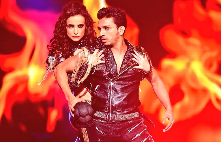 GCViewers's tweet photo. Viewers Opinion : Sanaya Irani deserved to win Jhalak Reloaded #SanayaDeservesToWin @ColorsTV @rajcheerfull http://t.co/tYxtj9Ger0