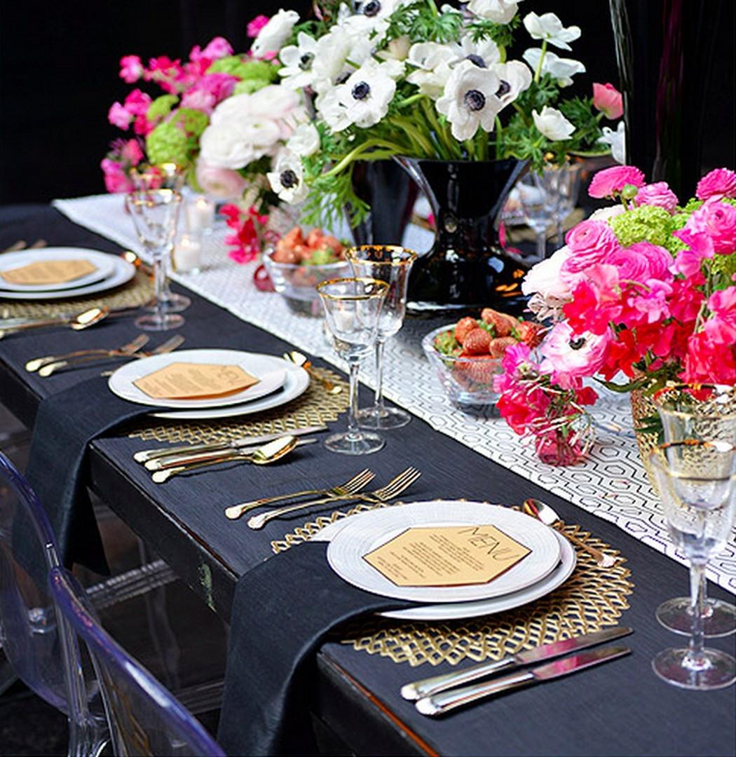 beinspiredpr's tweet photo. .@royaleamethyst created these amazing gold hexagonal invitations - I love! #BIPRvendor (cc: @photosbyjs) http://t.co/rAejy9vmiD
