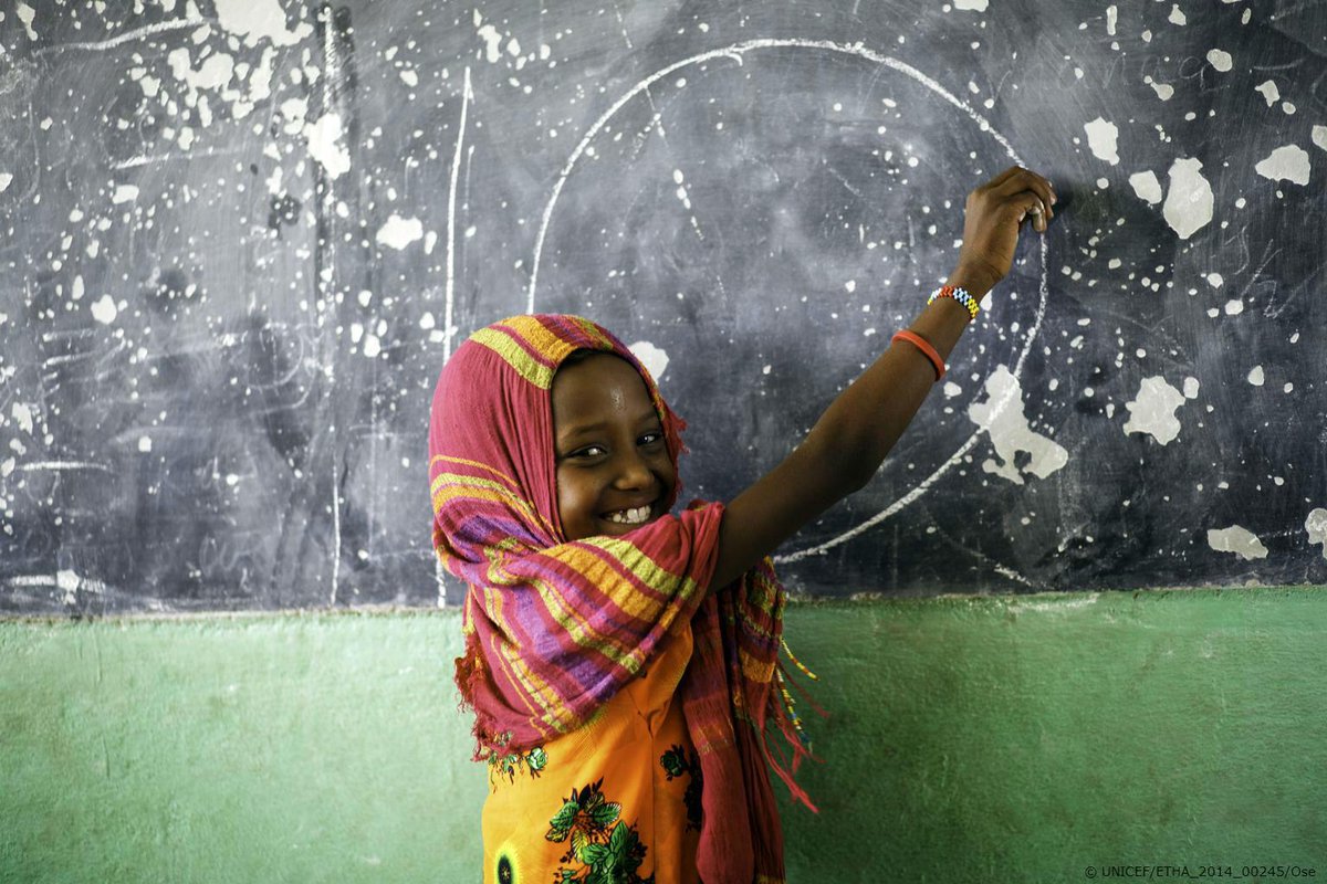 UNICEF's tweet image. How data is driving results for children uni.cf/1MghQDM #data2015 @yokabrandt