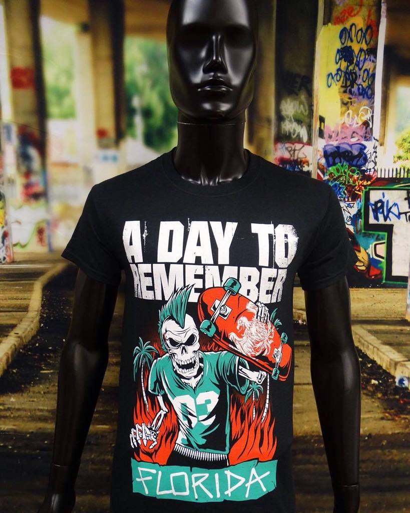 NEW IN STOCK!
A DAY TO REMEMBER Official Merchandise Uni-Sex Tee Shirt Various Sizes SKATE… ift.tt/1Mhi3LA