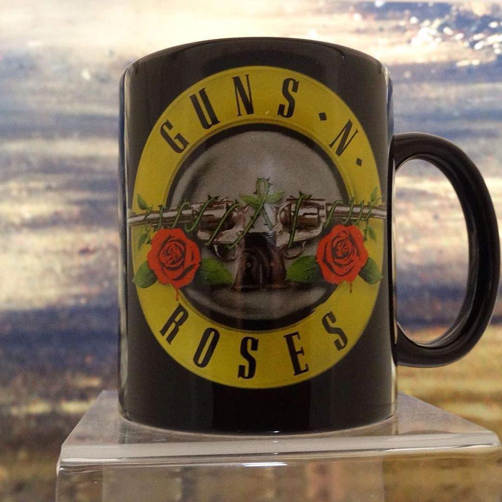 NEW IN STOCK!
GUNS N ROSES Official Merchandise Ceramic Mug GUN LOGO NEW … ift.tt/1PjTa2x