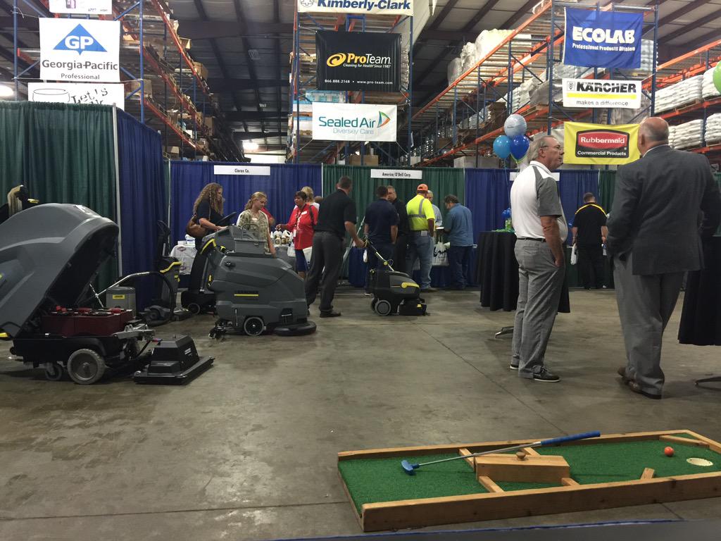 SWPaperCo's tweet image. SWP Annual Trade show!  We're up and running from 10-2pm today.  Stop bye for free lunch, prizes and vendor booths