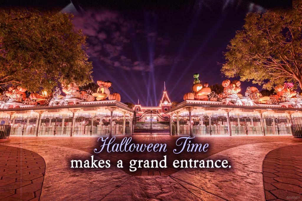 Disneyland's tweet photo. RT if you're excited for #HalloweenTime at the Disneyland Resort! http://t.co/LK8LHZX4pP
