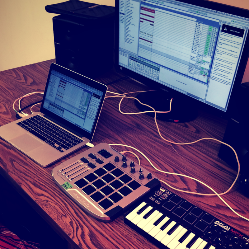 MUSIC2YOUTH's tweet photo. @Music2Youth + @Ableton http://t.co/QSnxvi5fQQ