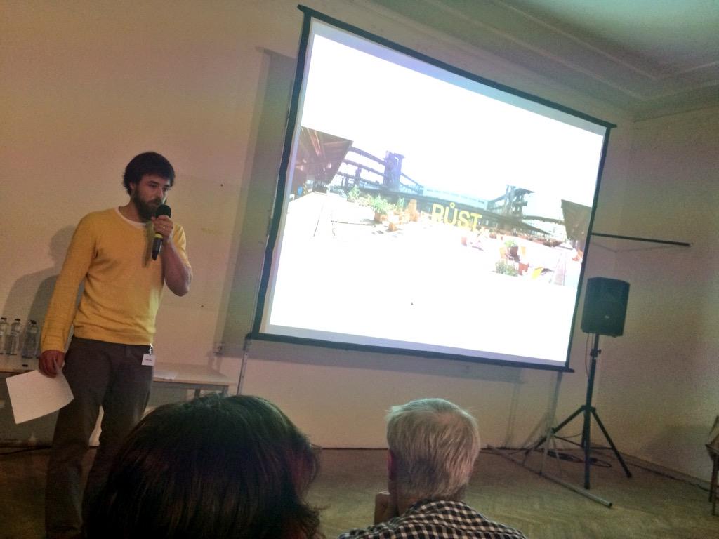 AspenInstCE's tweet photo. Mista mestu bliz. Symposium @iprpraha o brownfieldech a kulture na 4+4 Dny. @depo2015, #jatka78, #nnz, #ponec & more http://t.co/DTzCPm1QMk