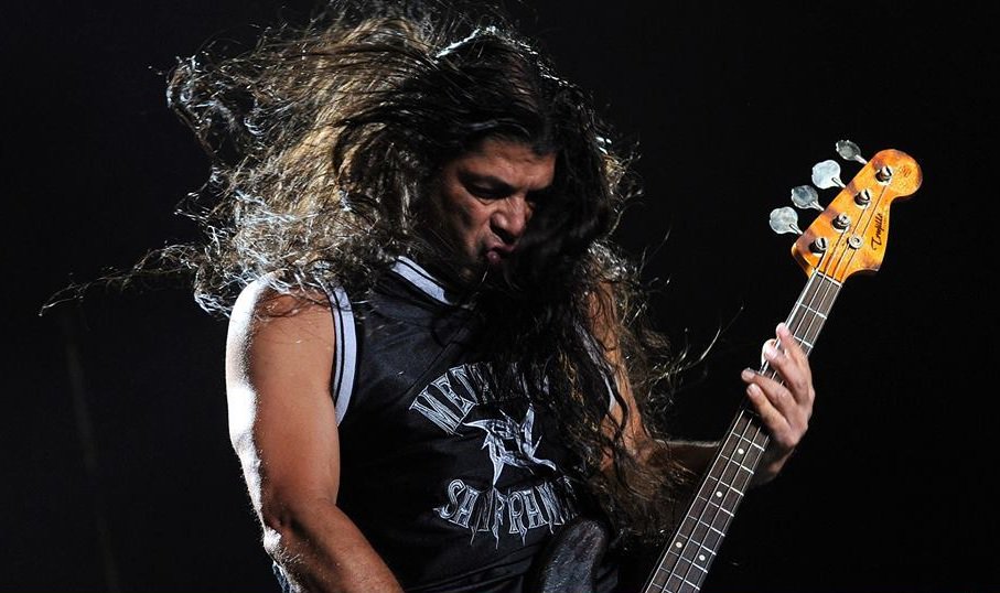 Happy Birthday Robert Trujillo! 