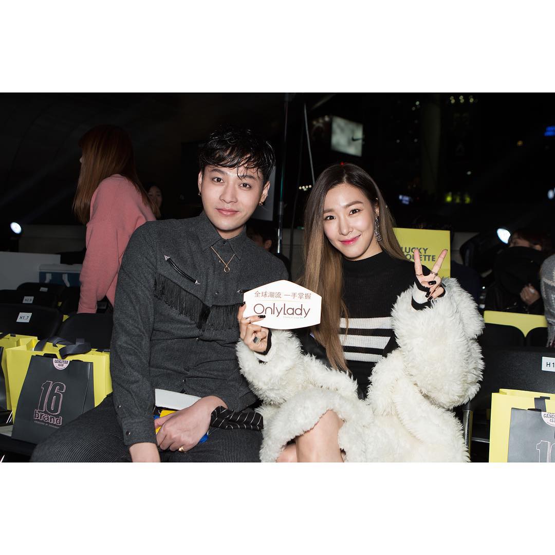 [PIC][17-10-2015]Tiffany tham dự "Hera Seoul Fashion Week 2016SS 'Lucky Chouette'" vào tối nay CR-6RkEUwAEjO4W