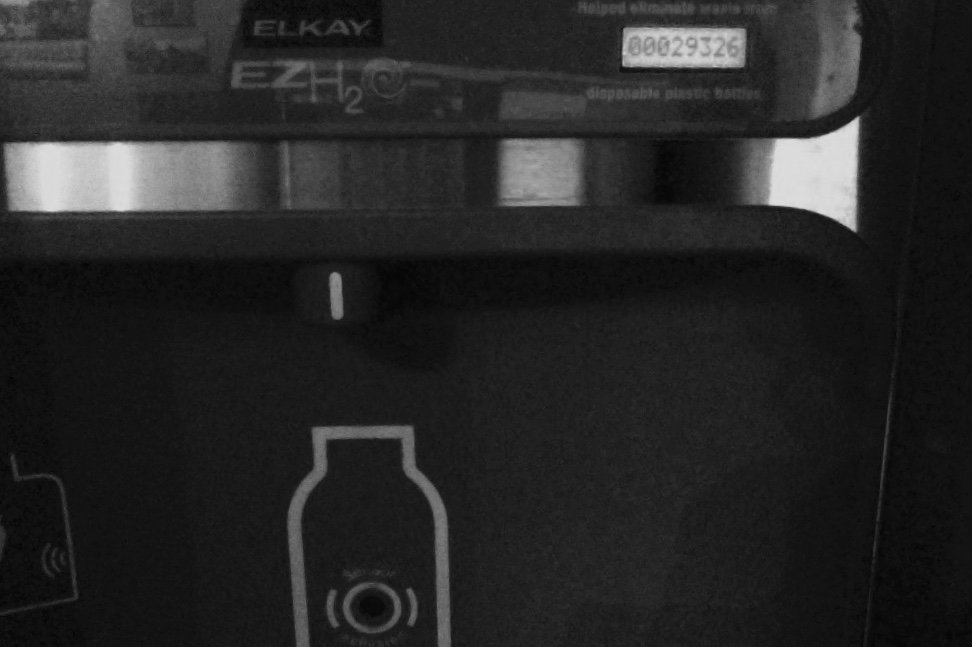 09AgentofChange's tweet photo. This water fountain = eliminate waste from disposible plastic bottles = HBM is used for prevention #509attitude https://t.co/7D2BgI1qk1