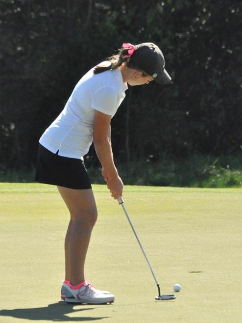 GrexaGolf's tweet image. @hrbruxvoort rolls a good putt at Regionals! @wgolf_cghsnc @athleticscghsnc @cghsnc #crusaders #puttingmatters