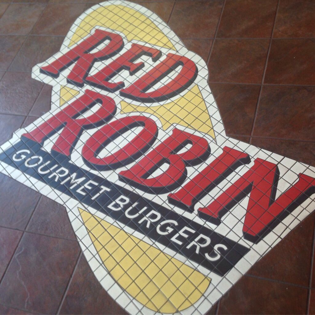 CopsLife's tweet photo. Tip a Cop at @redrobinburgers .... Always fun! https://t.co/H7lUyckNXb
