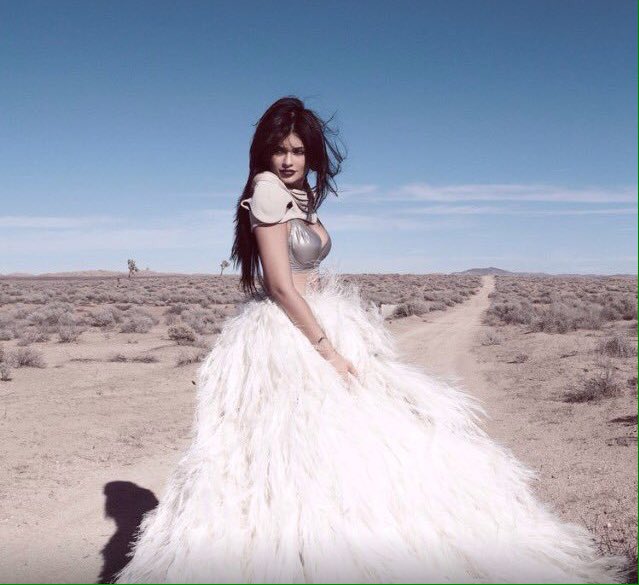 KYLIEESWORLD's tweet photo. princess of our heart https://t.co/fuFXcKdUd3