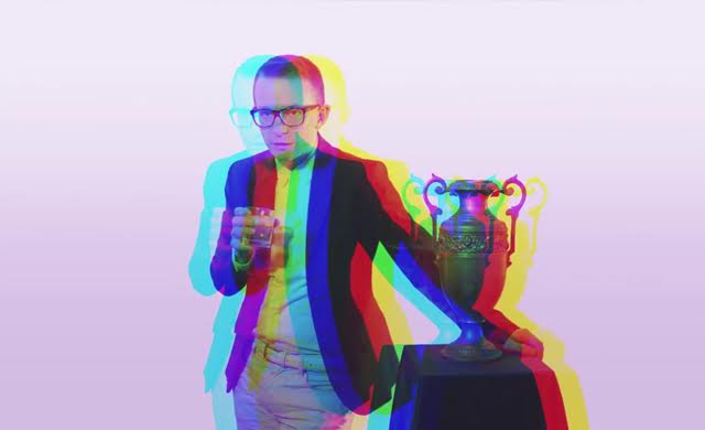 NoiseyMusic's tweet image. .@crayonfields offer some 'skinspiration' in their video for 'Love Won't Save You': 
bit.ly/1PFHuY9