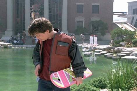 1 saat önce aramıza katılan marty'nin kaykayı Bağcılar'da çalınmıştır.Lütfen yayalım.Marty çok üzgün