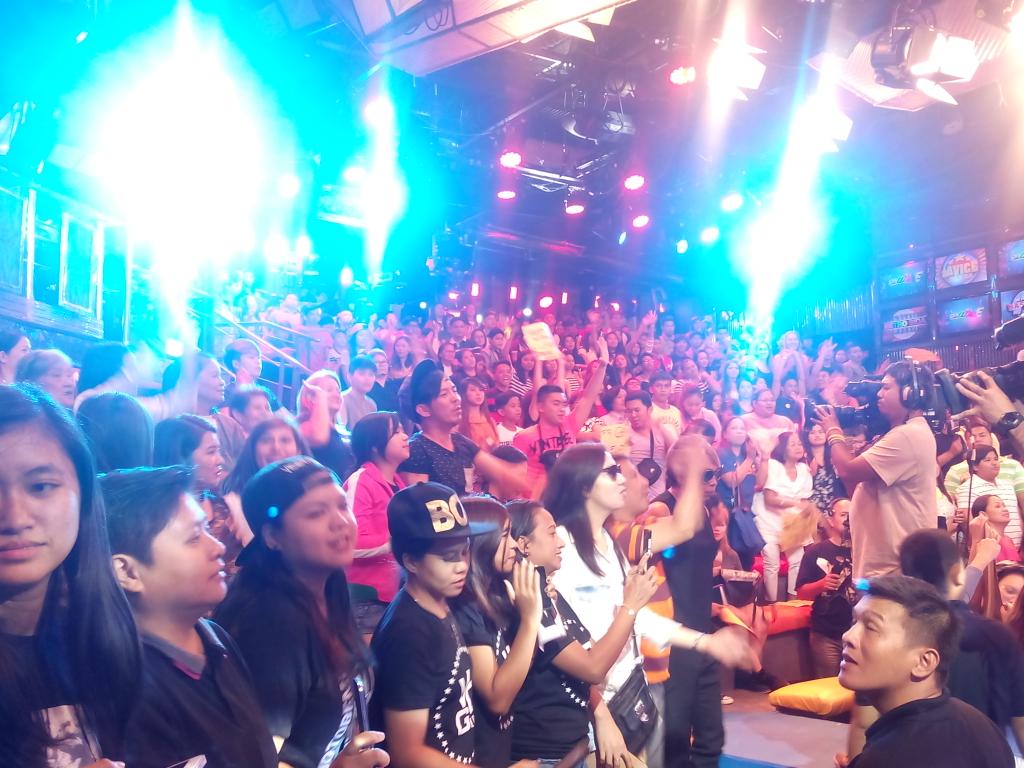 itsShowtimeNa's tweet image. ThanksvMadlang People sinamahan nyo kmi today! Its your show, its your time, It's Showtime! #MagpasikatViceJugsTeddy