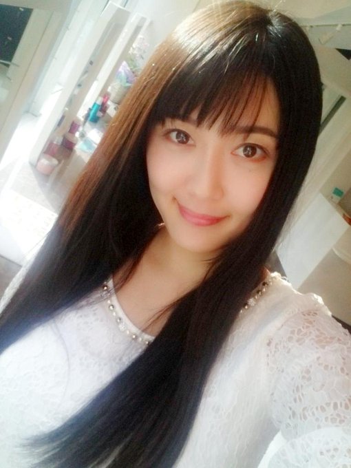 前髪また短くしちゃった(,,> <,,)♡ https://t.co/iMoZhbgKUk