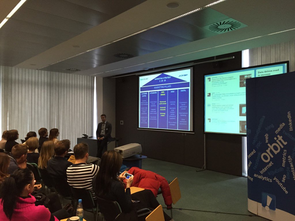 andrazstalec's tweet image. Marketing pillars by @iztok_franko Data driven is in the center of their marketing house #winwithdata #datadriven