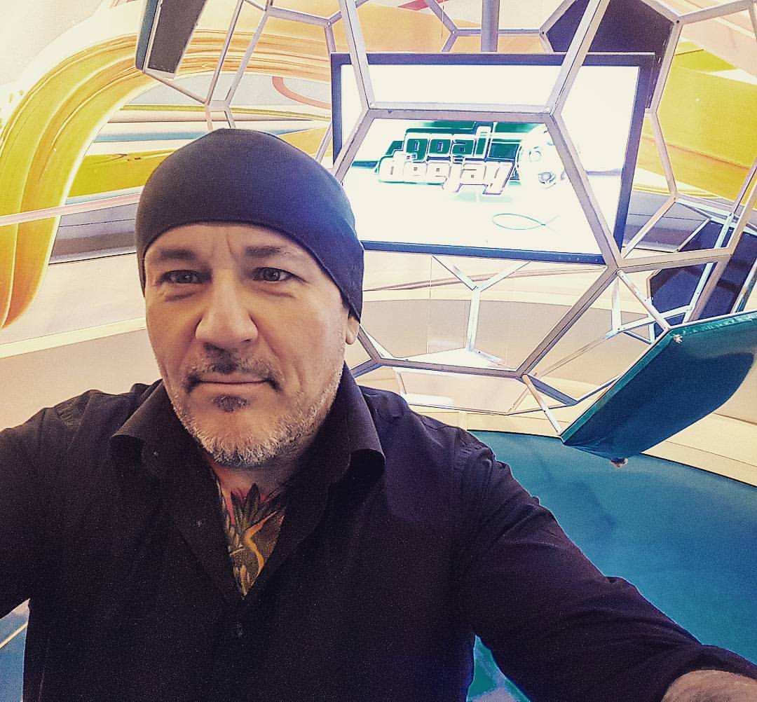 godzfranchini's tweet photo. Oggi 19.30 su @SkySport 1HD torna @goaldeejay con @RealEmisKilla. Vi attende una #flopdeejay da paura!!!!!! https://t.co/5BKFWBkjLP