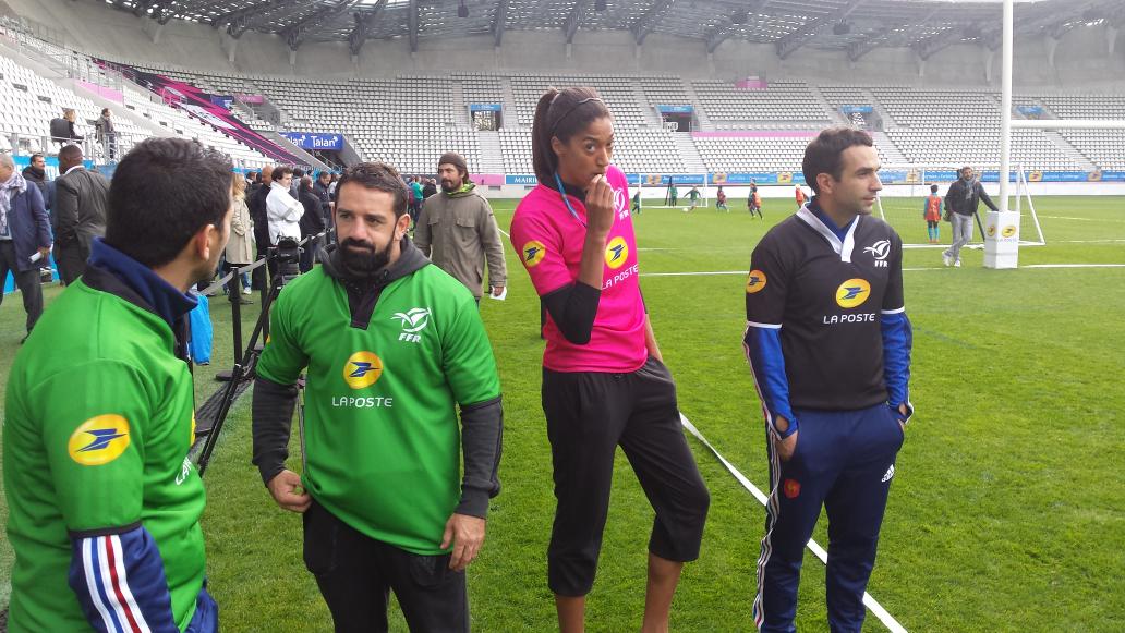 <a href="/Emmline14/">Emmeline NDONGUE</a> en pleine formation sur l'arbitrage du Rugby lors des #JNA2015 <a href="/TousArbitres/">Tous Arbitres</a> <a href="/JeanBouinParis/">Stade Jean Bouin</a>