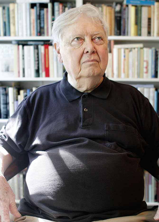 trysterobooks's tweet photo. My hero. At 91 years old, he writes better than just about anyone else alive.
William H. Gass (image via Vice) https://t.co/5EKiNOFcY1