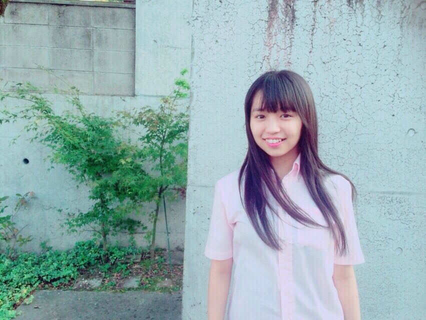 Dream5staff's tweet photo. 高校生1年生になって
半年が過ぎました 💭
高校生活は楽しくて
キラキラしてます 😌💓
でも毎日があっという間で
たまにドキドキ 。
後悔しないようにみんなでたーくさん思い出作っていきたいなぁ✨ 

#Dream5 #大原優乃 https://t.co/8WIdHz7S6I