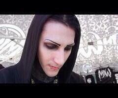 DeathsLegacy's tweet image. "I should just give up."