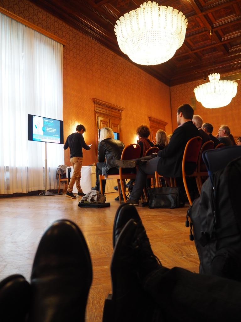 Feet-on: Pecha Kucha session <a href="/walk21/">walk21</a> Vienna